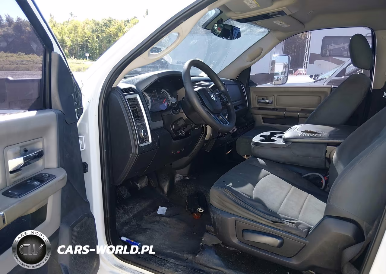 2017 Ram 4500 Chassis Tradesman-Slt VIN:3C7WRKAL4HG579976 - 6