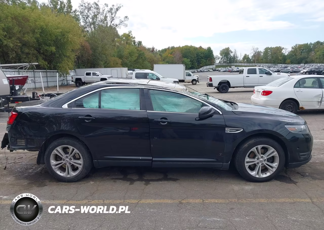 2016 Ford Taurus Sel VIN:1FAHP2E84GG111697 - 13
