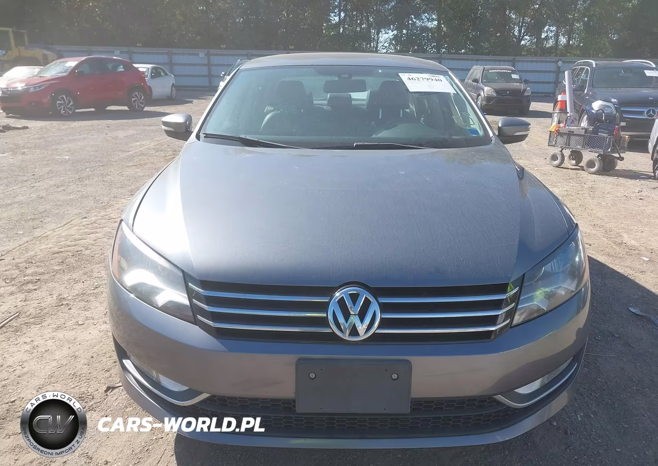 2015 Volkswagen Passat 1.8T Limited Edition VIN:1VWAT7A37FC105412 - 6
