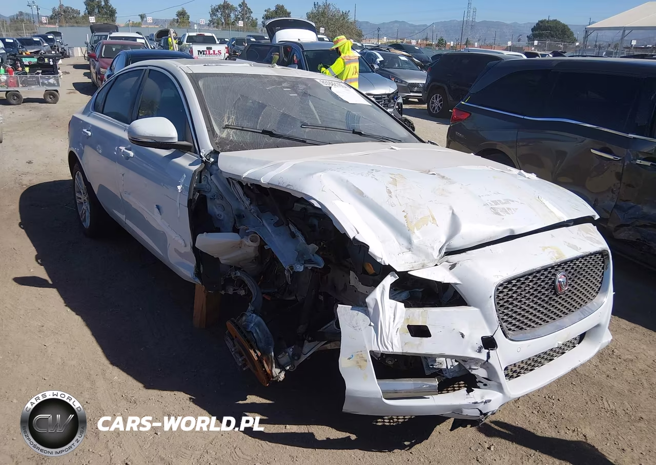 2016 Jaguar Xf Premium VIN:SAJBD4BV9GCY13294 - 1