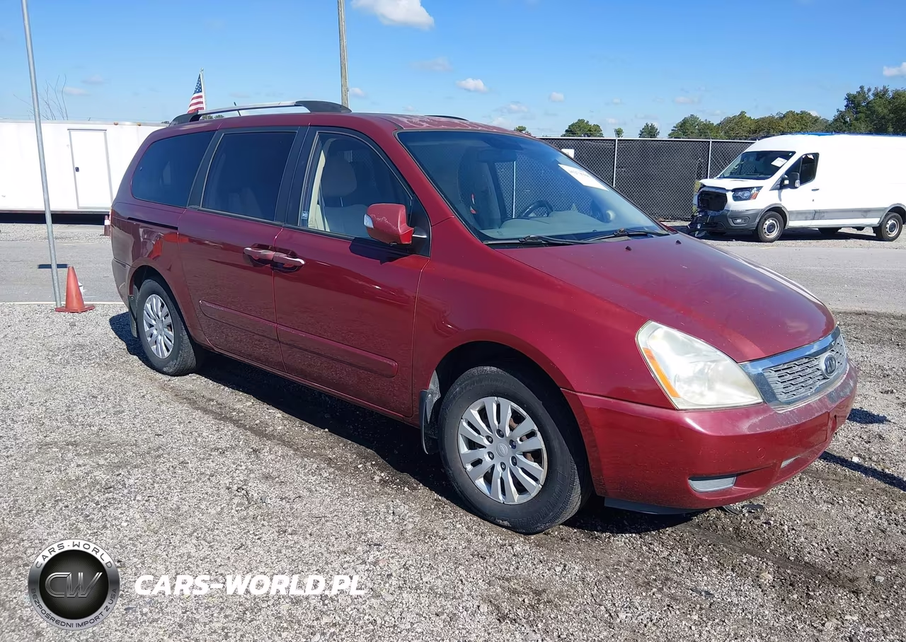 2011 Kia Sedona Lx