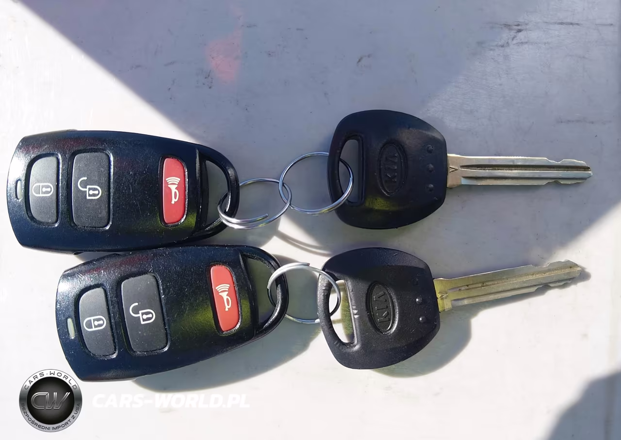 2011 Kia Sedona Lx VIN:KNDMG4C72B6375479 - 11