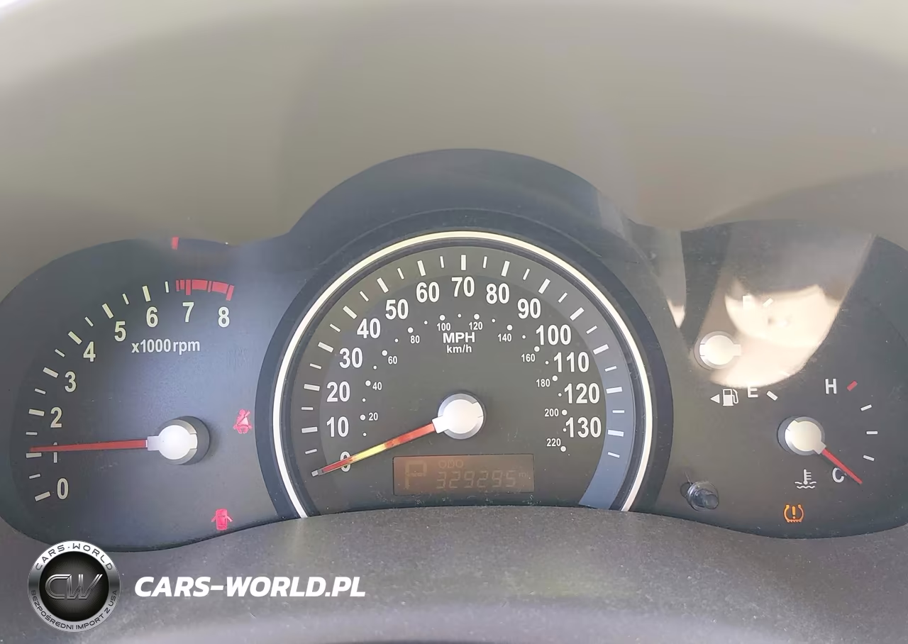 2011 Kia Sedona Lx VIN:KNDMG4C72B6375479 - 7