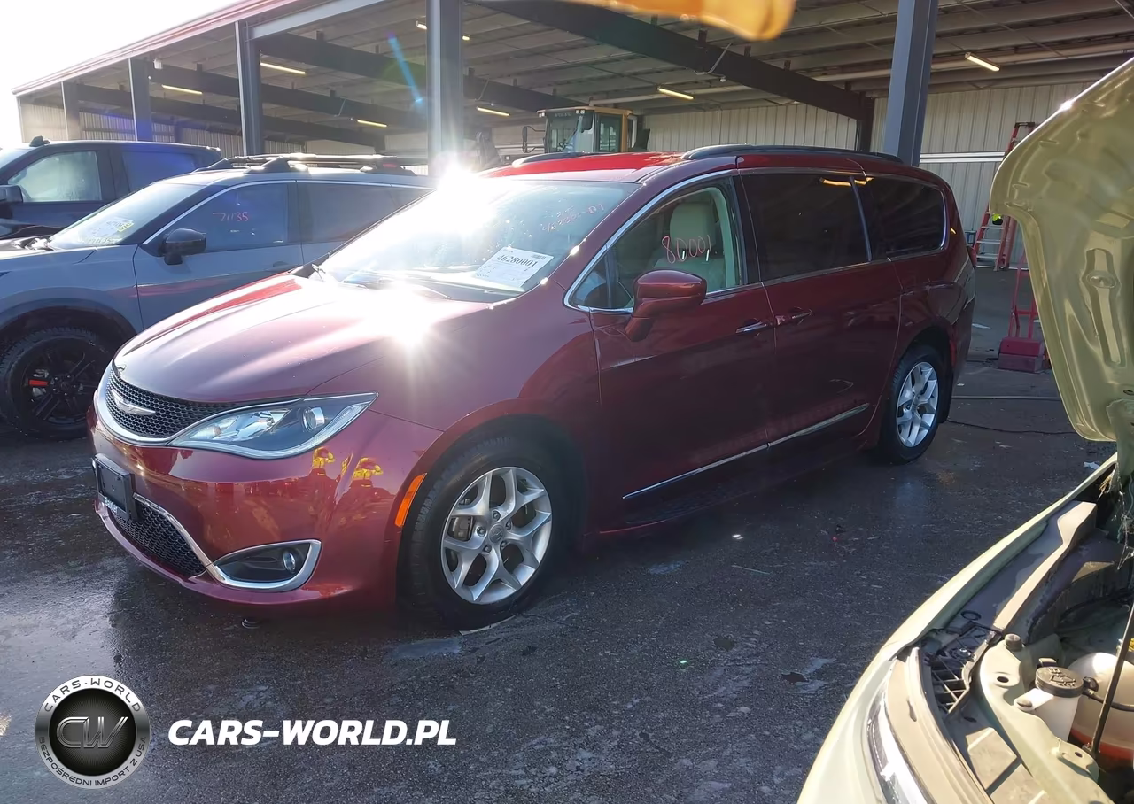 2017 Chrysler Pacifica Touring-L VIN:2C4RC1BG7HR757994 - 2