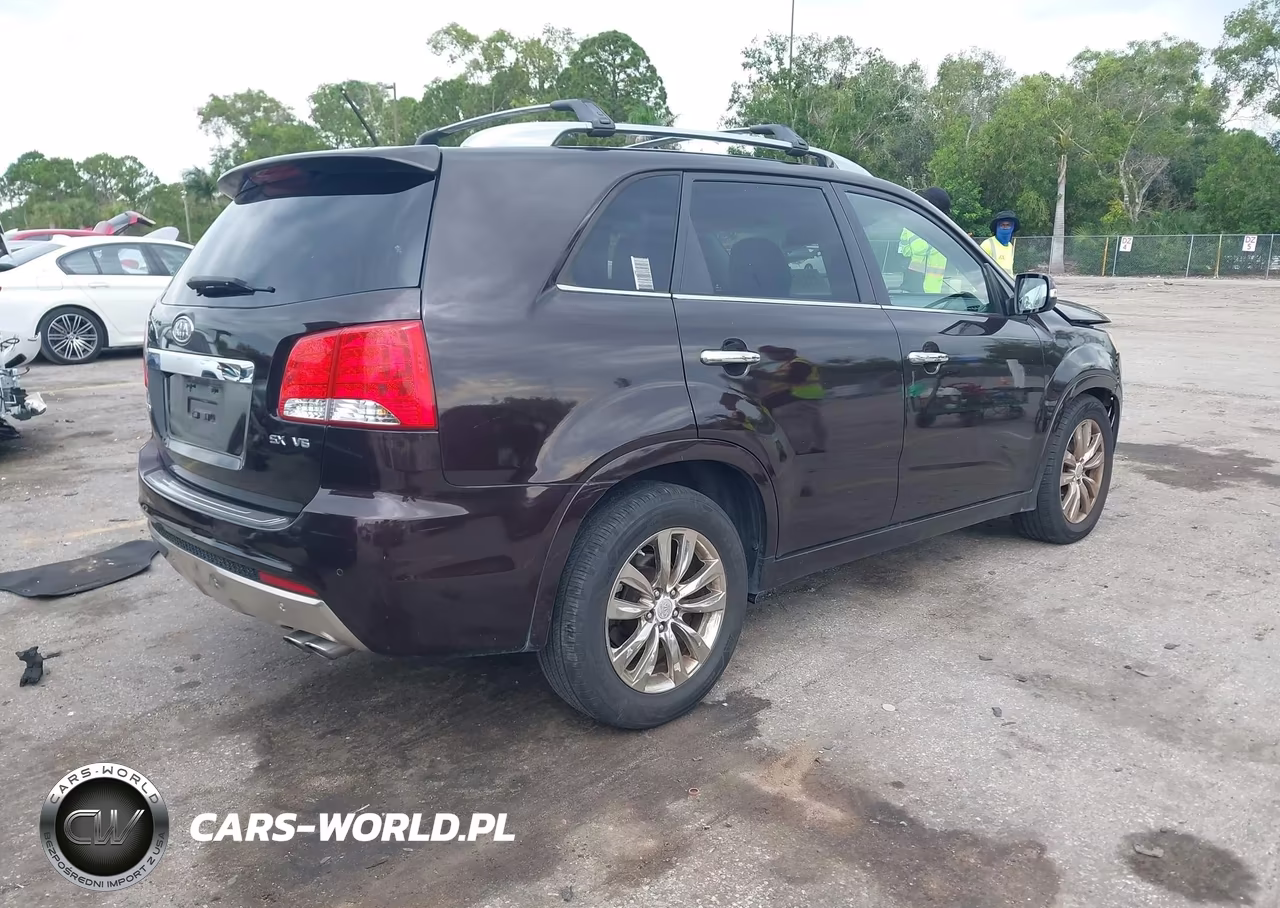 2012 Kia Sorento Sx V6 VIN:5XYKW4A24CG229620 - 4