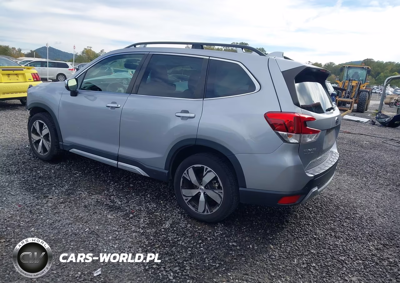 2021 Subaru Forester Touring VIN:JF2SKAXC1MH480194 - 3