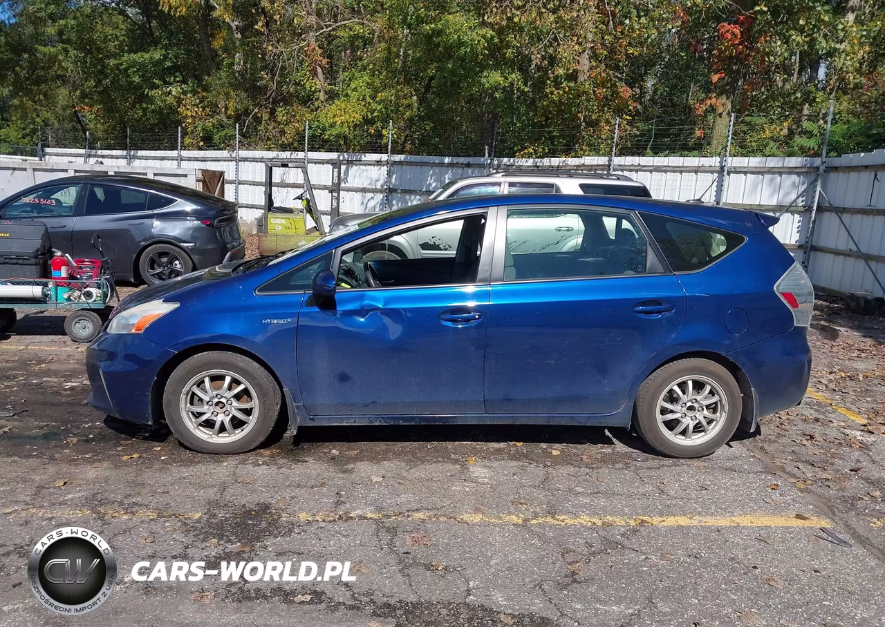 2012 Toyota Prius V Three VIN:JTDZN3EU1C3080577 - 14