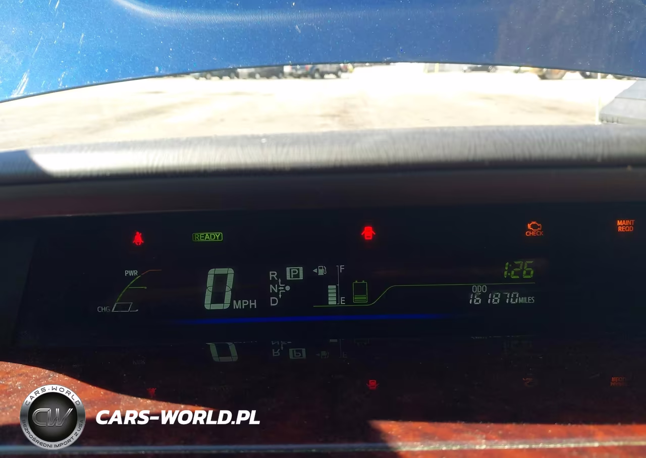2012 Toyota Prius V Three VIN:JTDZN3EU1C3080577 - 7