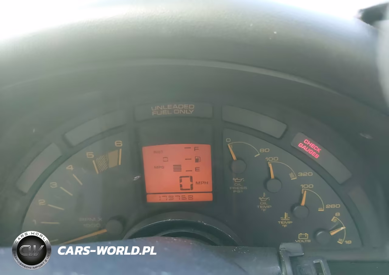 1991 Chevrolet Corvette VIN:1G1YY2382M5102104 - 7