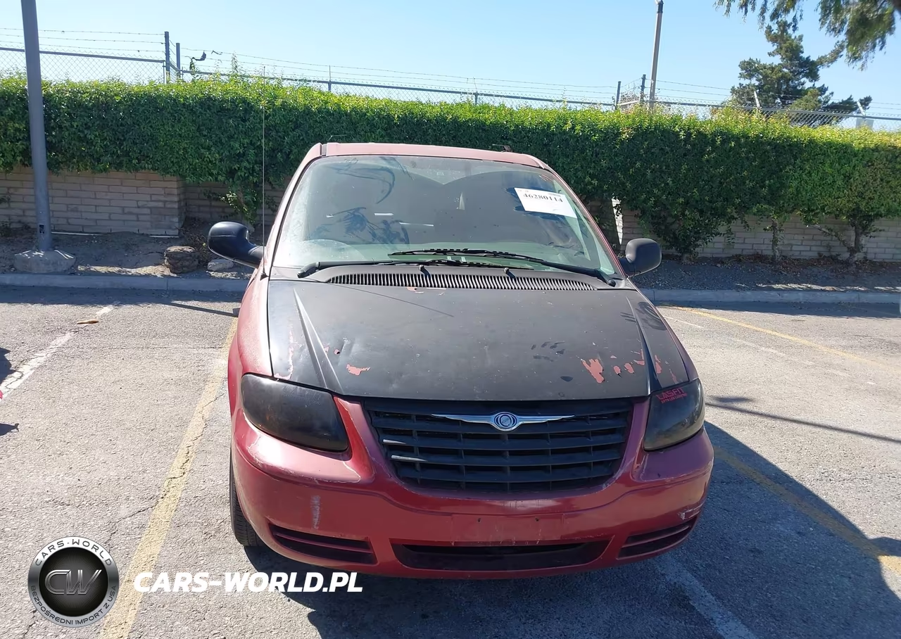 2006 Chrysler Town & Country VIN:1A4GP45R46B538555 - 12