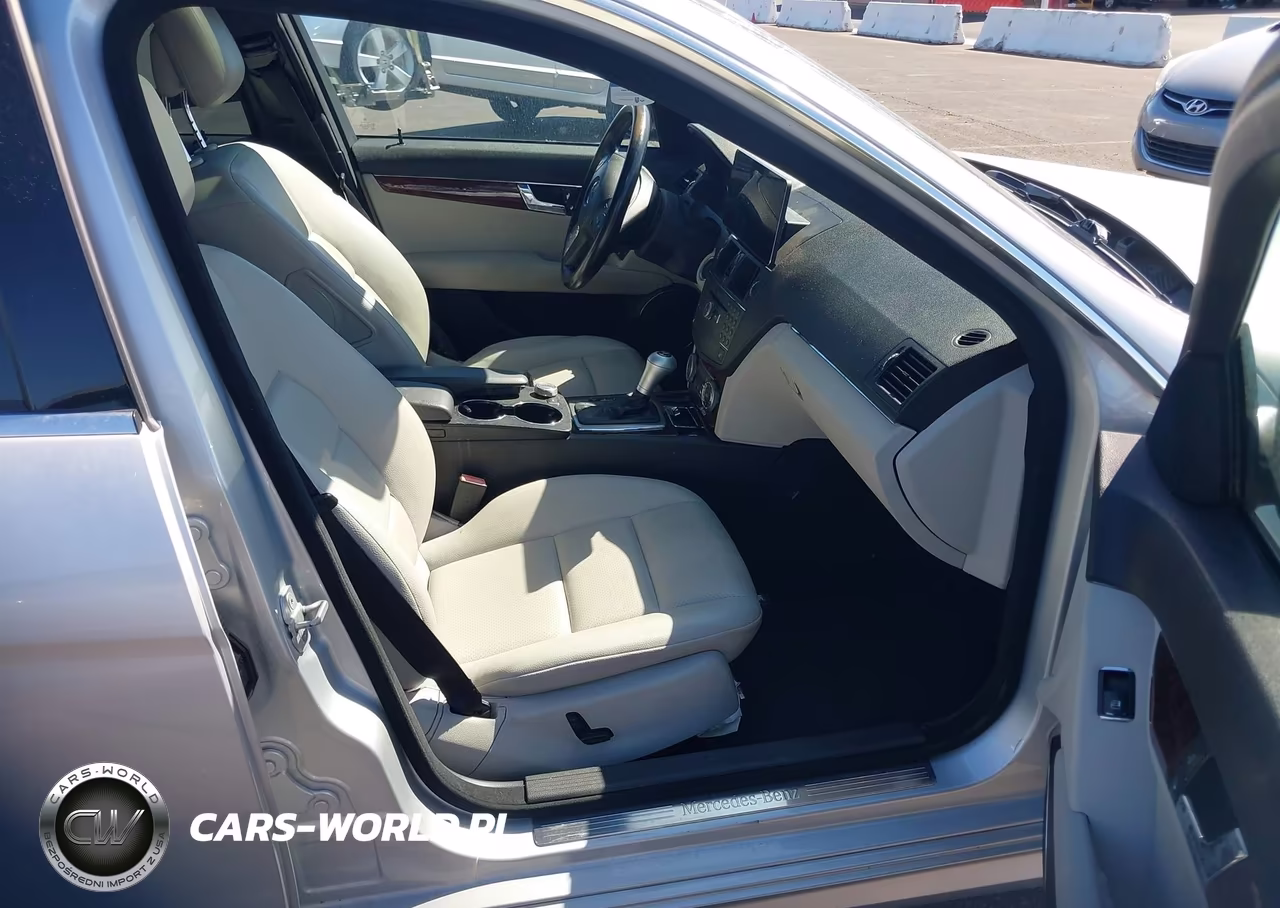 2009 Mercedes-Benz C 300 Luxury-Sport VIN:WDDGF54X49R079737 - 5