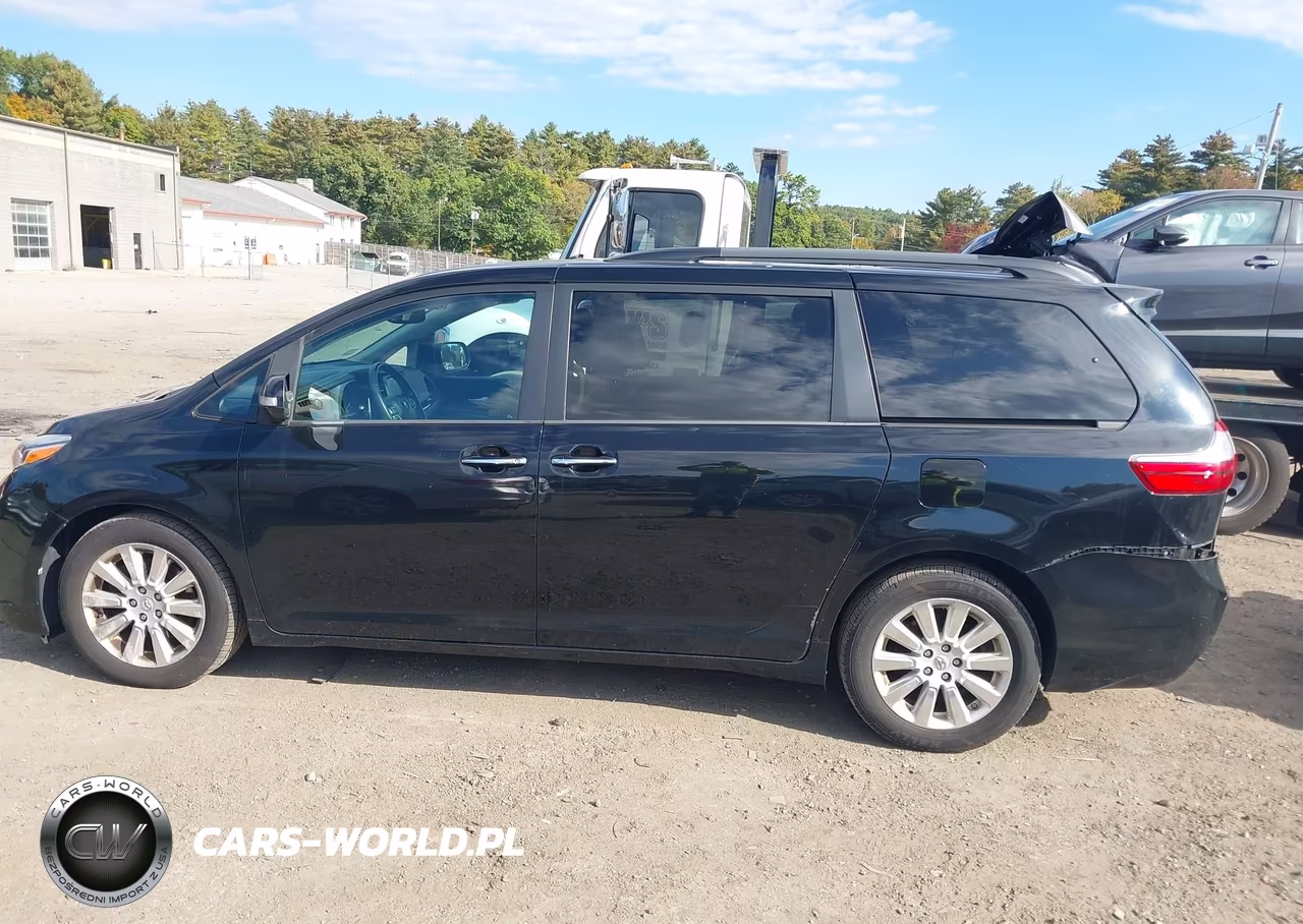2015 Toyota Sienna Limited 7 Passenger VIN:5TDDK3DCXFS122579 - 14