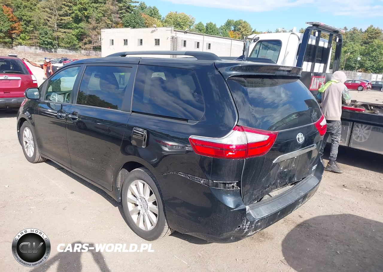 2015 Toyota Sienna Limited 7 Passenger VIN:5TDDK3DCXFS122579 - 3