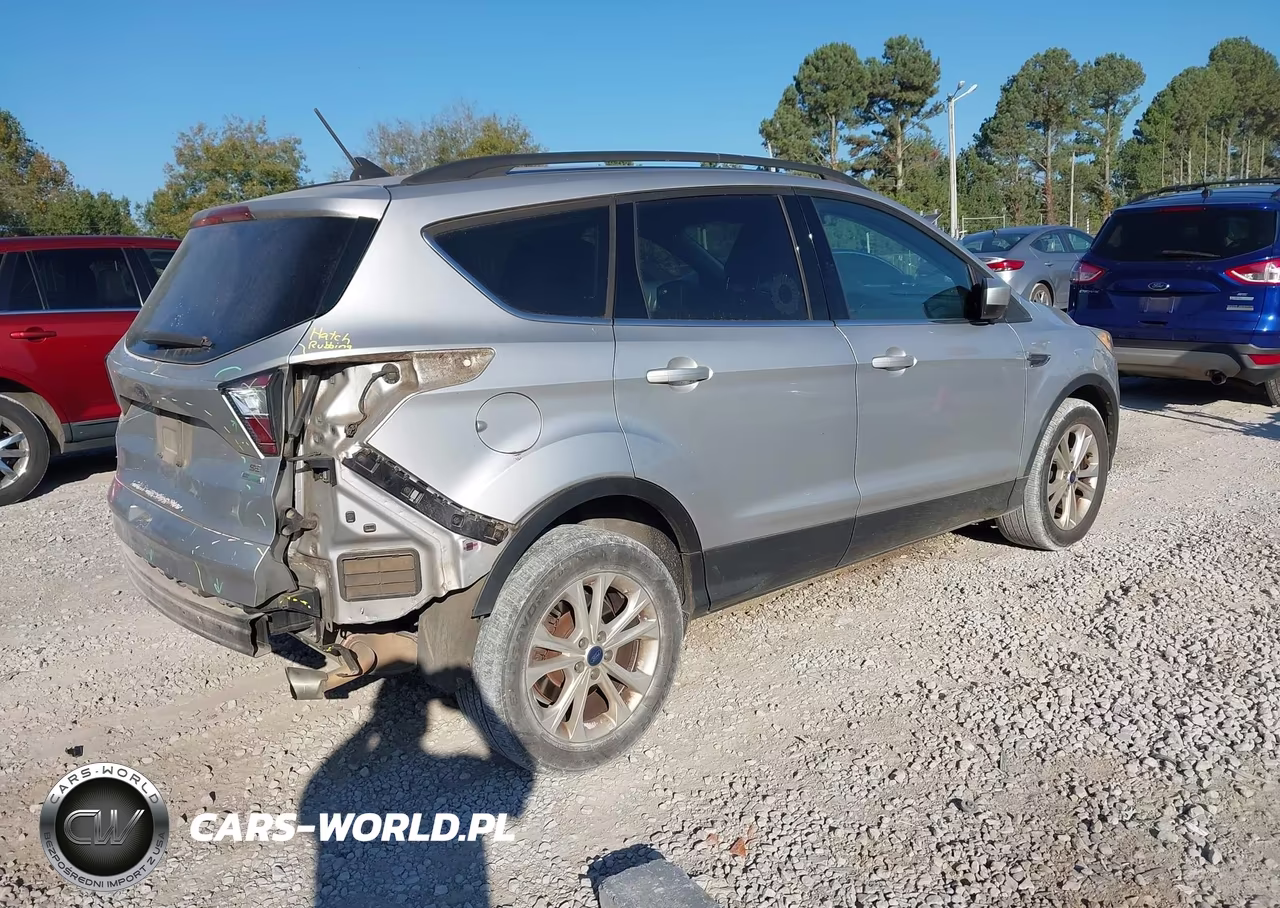 2018 Ford Escape Se VIN:1FMCU0GD0JUA39364 - 4