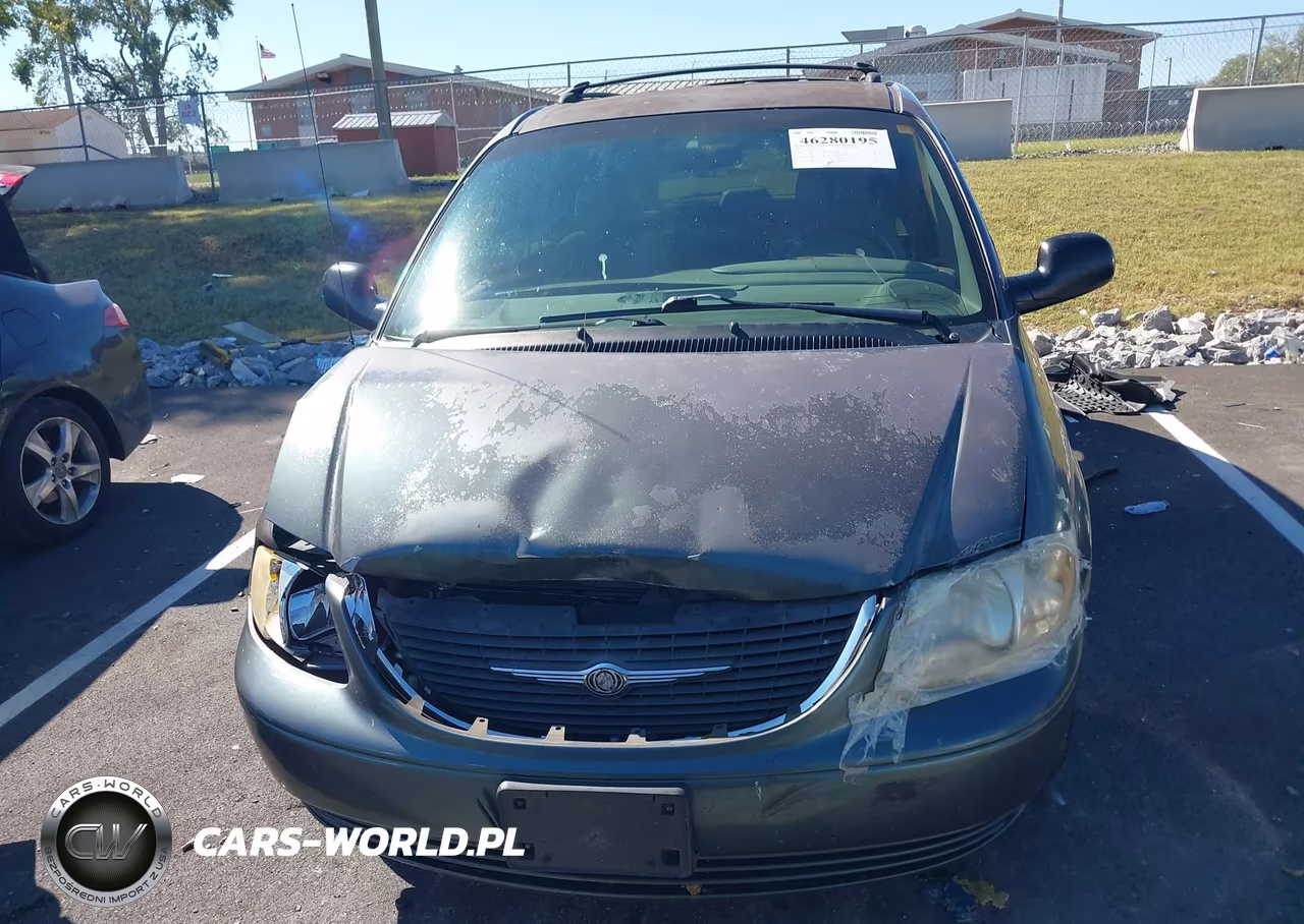 2002 Chrysler Town & Country Lx VIN:2C8GP443X2R793420 - 12