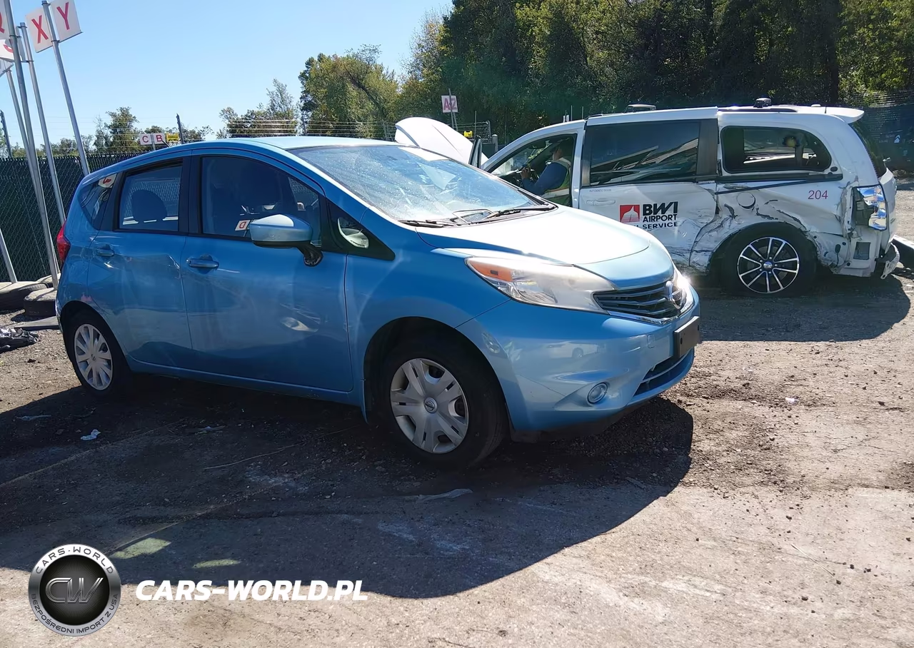 2015 Nissan Versa Note S (Sr)