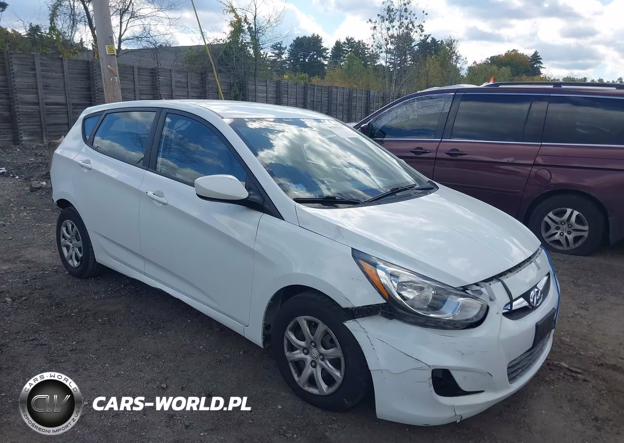 2012 Hyundai Accent Gs