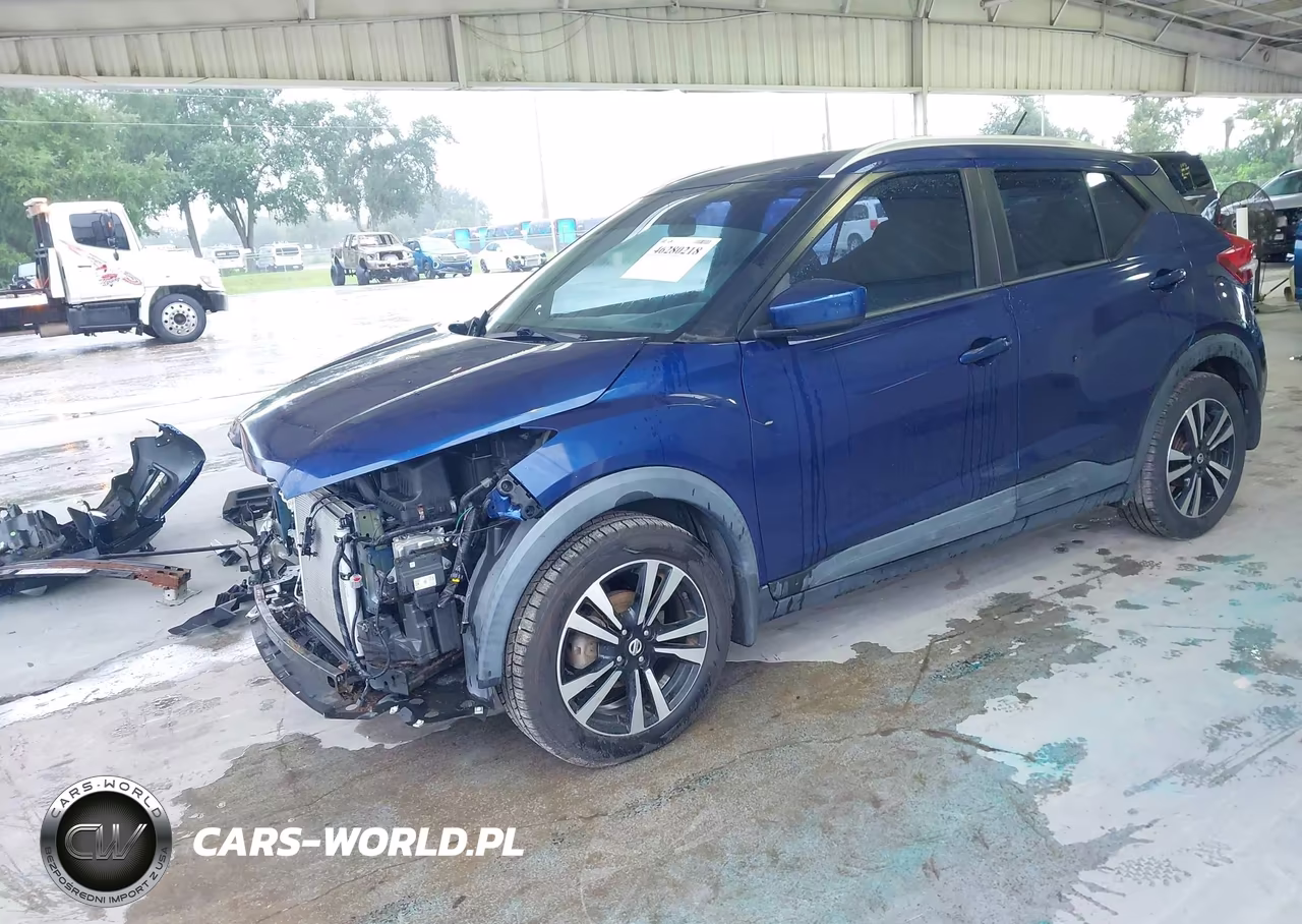 2018 Nissan Kicks Sv VIN:3N1CP5CU4JL530600 - 2