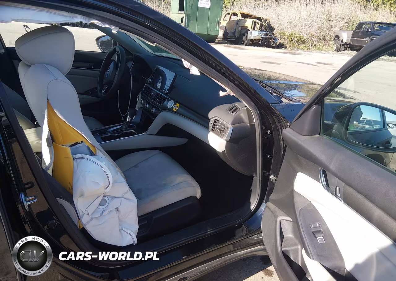2018 Honda Accord Lx VIN:1HGCV1F13JA083697 - 5