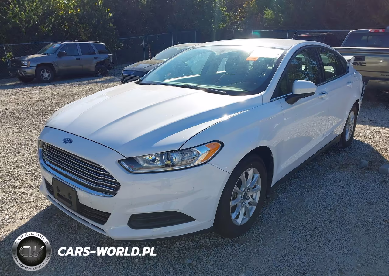 2015 Ford Fusion S VIN:3FA6P0G76FR296214 - 2