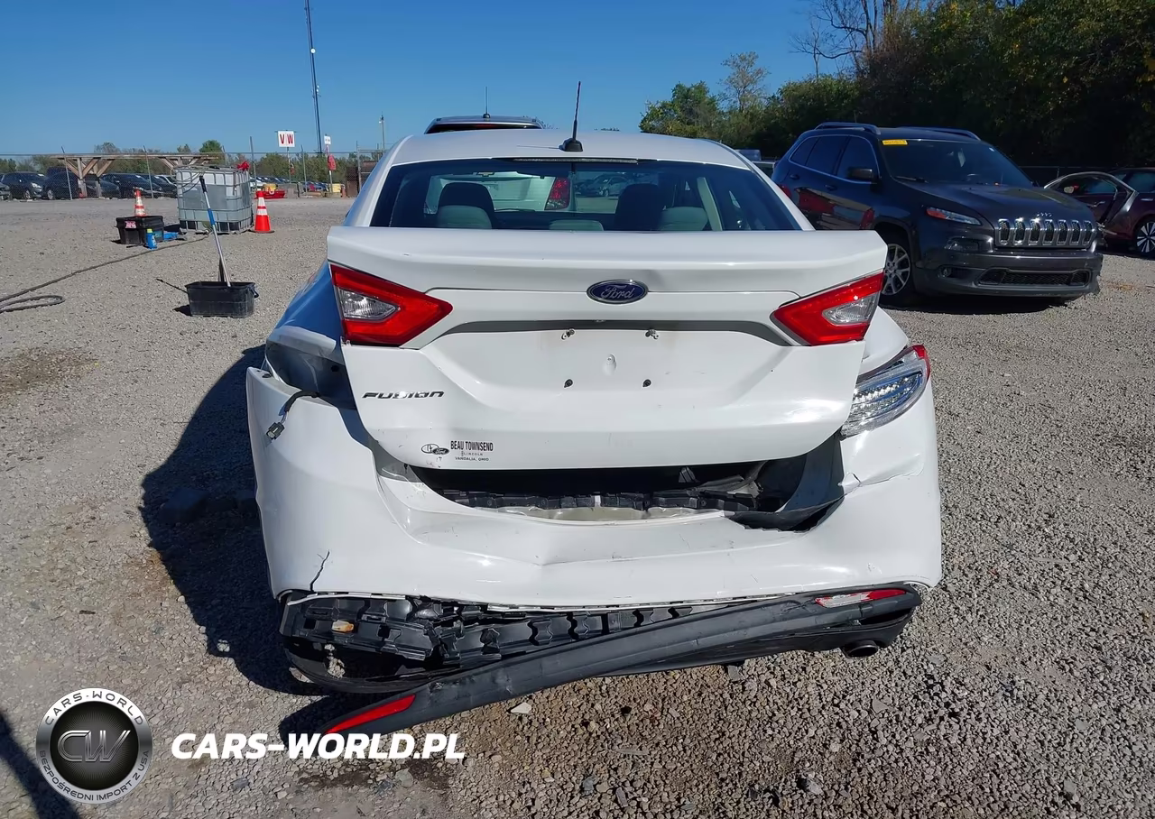 2015 Ford Fusion S VIN:3FA6P0G76FR296214 - 6