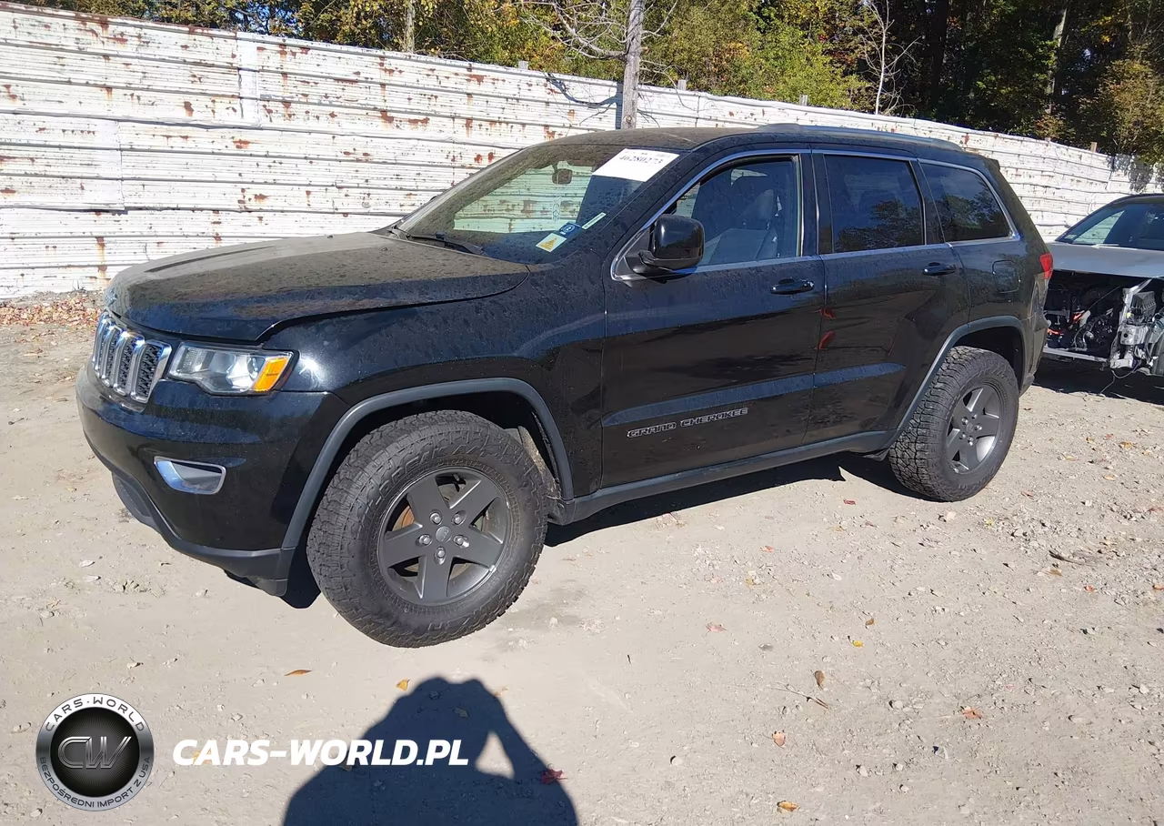 2018 Jeep Grand Cherokee Laredo E 4X4 VIN:1C4RJFAGXJC484729 - 2