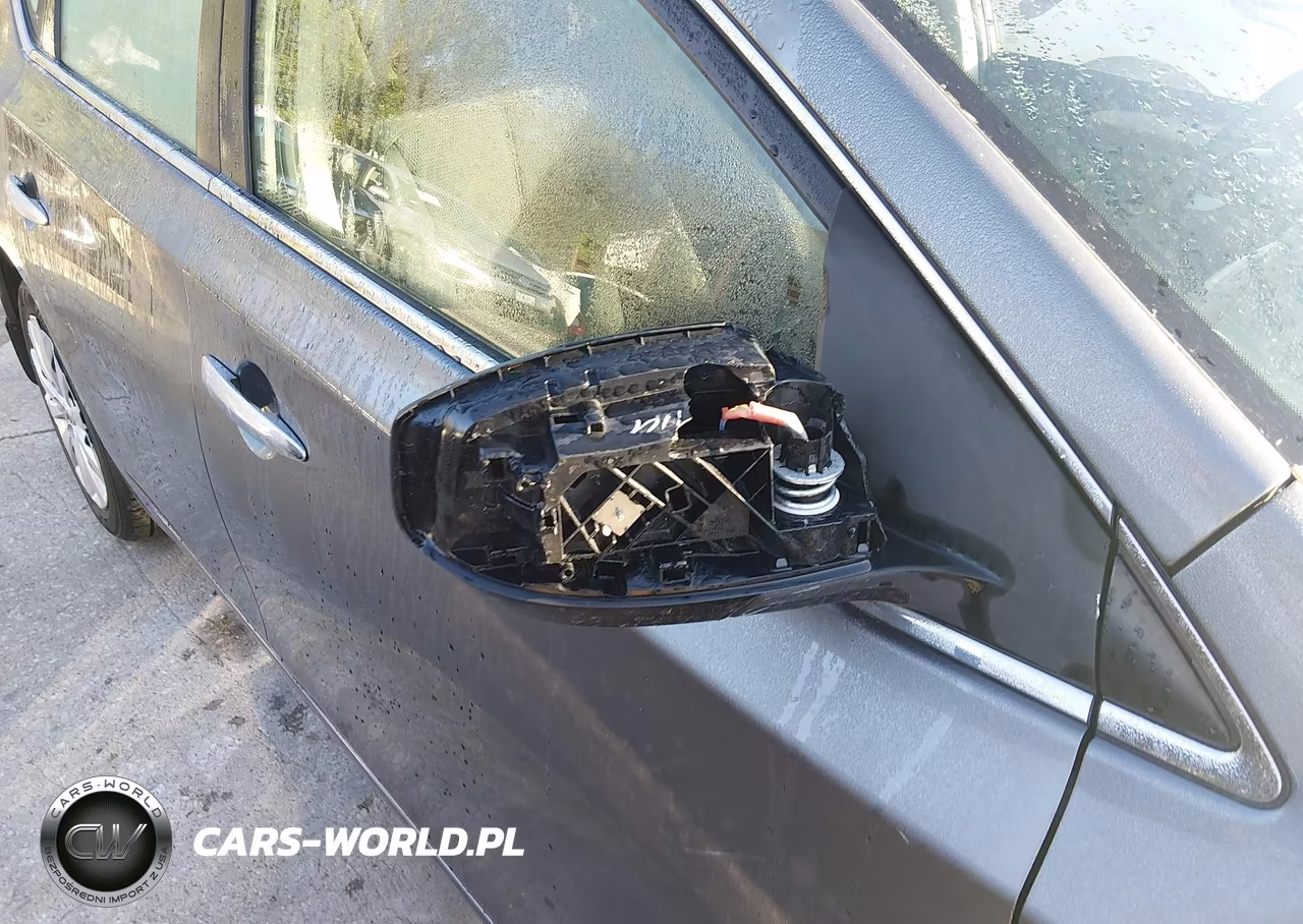 2015 Nissan Sentra S VIN:3N1AB7AP8FY281940 - 12