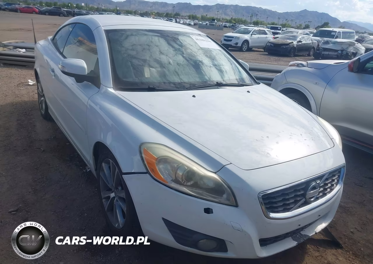 2011 Volvo C70 T5