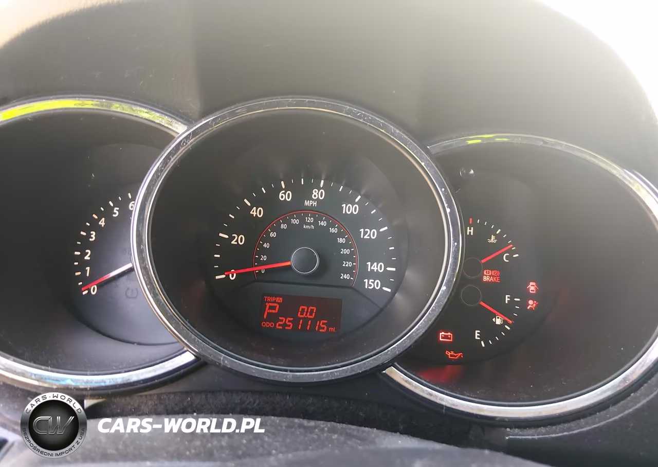 2011 Kia Sorento Lx V6 VIN:5XYKTDA27BG066808 - 7