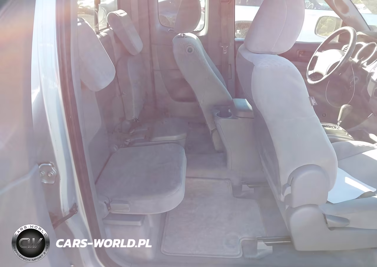 2010 Toyota Tacoma VIN:5TETX4CN0AZ707852 - 8