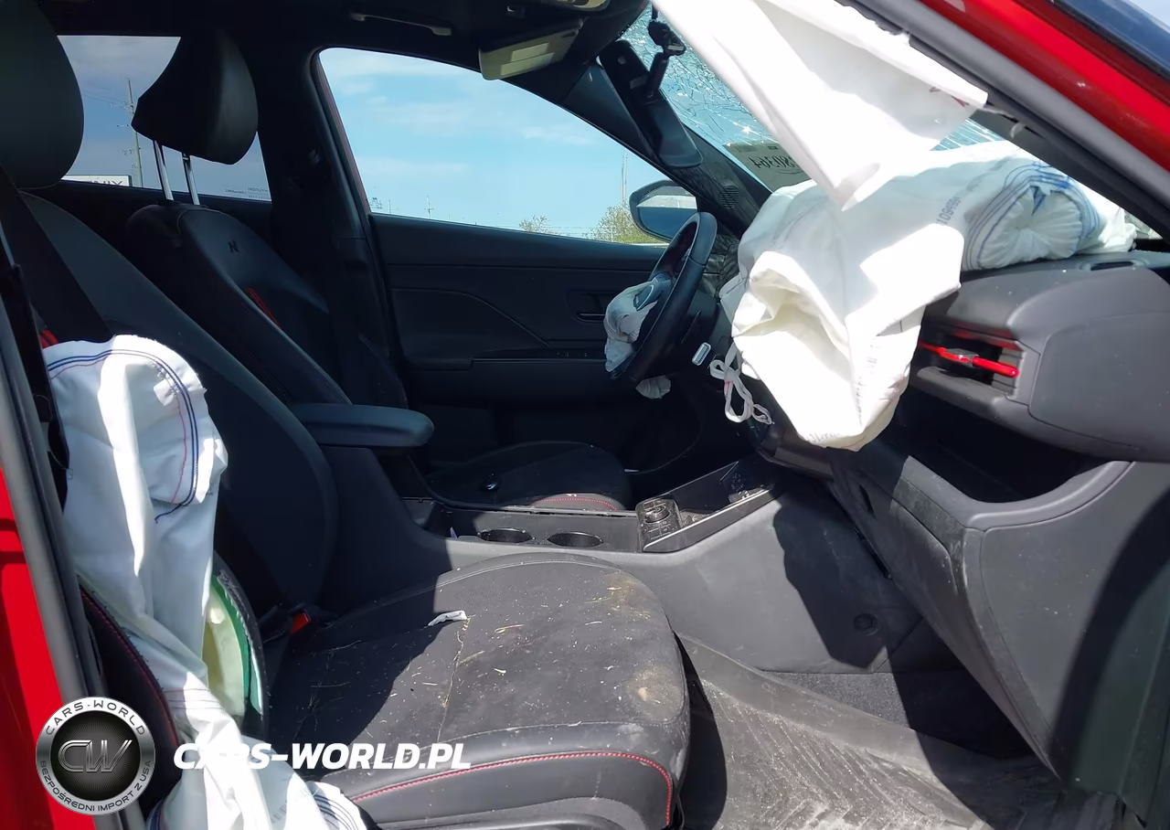 2025 Hyundai Kona N Line VIN:KM8HACA35SU210563 - 5