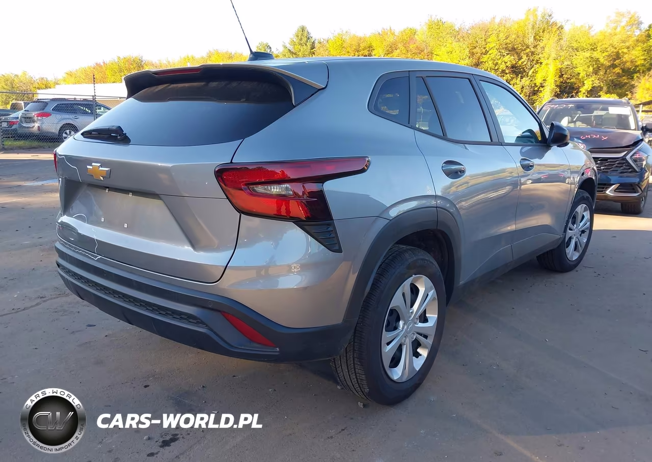 2026 Chevrolet Trax Fwd Ls VIN:KL77LFEP5TC094956 - 4