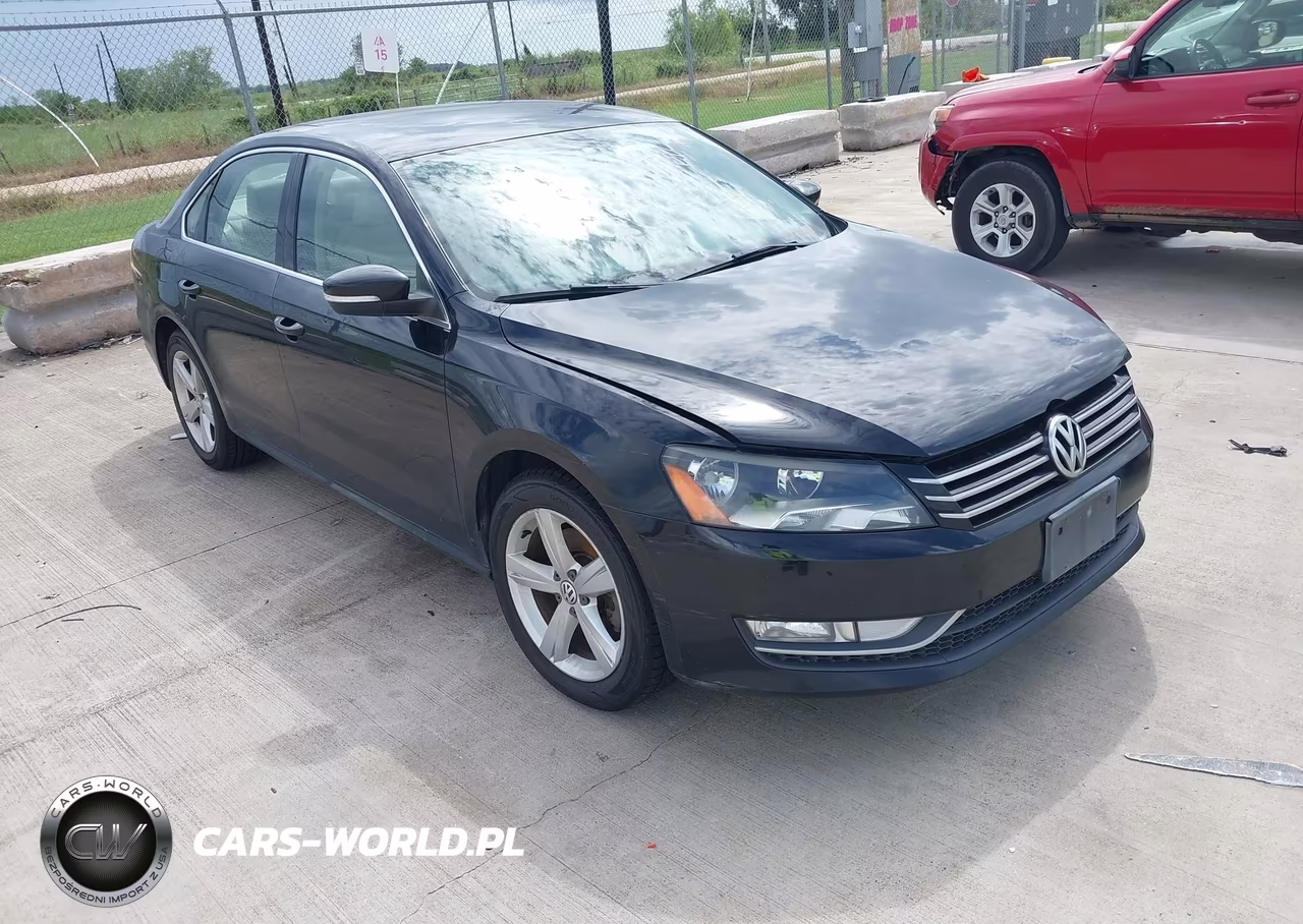 2015 Volkswagen Passat 1.8T Limited Edition VIN:1VWAS7A34FC082612 - 1