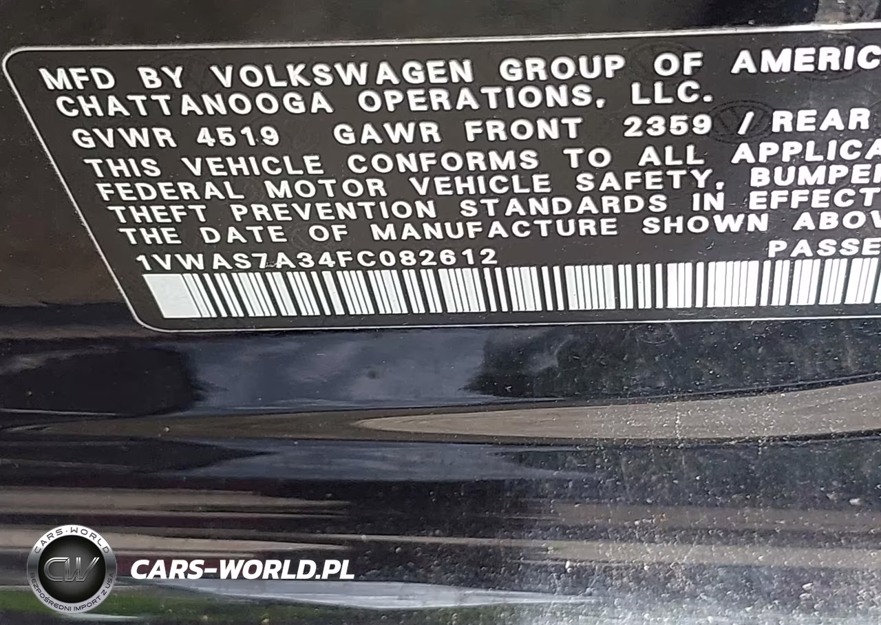 2015 Volkswagen Passat 1.8T Limited Edition VIN:1VWAS7A34FC082612 - 9