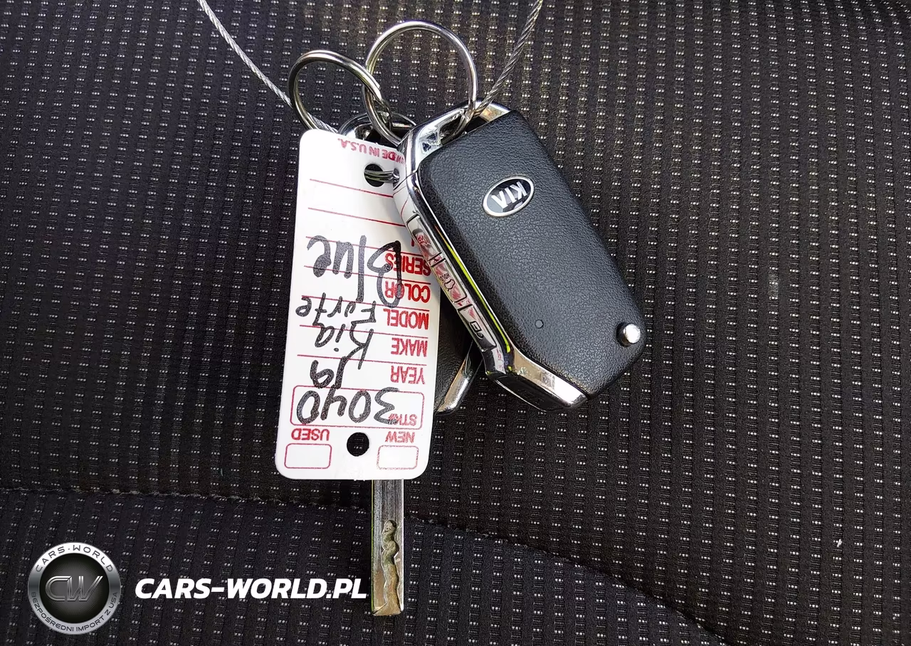 2019 Kia Forte Lxs VIN:3KPF24AD5KE064364 - 11