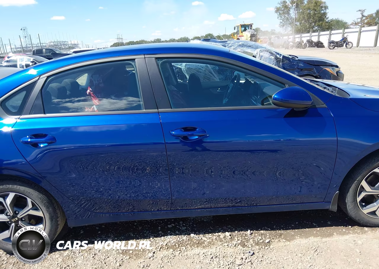 2019 Kia Forte Lxs VIN:3KPF24AD5KE064364 - 14