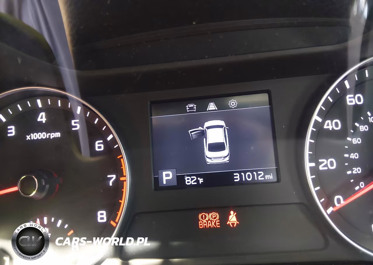 2019 Kia Forte Lxs VIN:3KPF24AD5KE064364 - 16