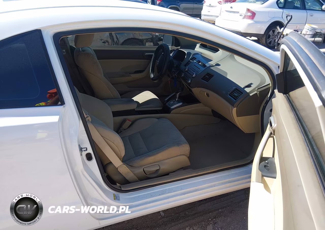 2008 Honda Civic Lx VIN:2HGFG12628H563931 - 5