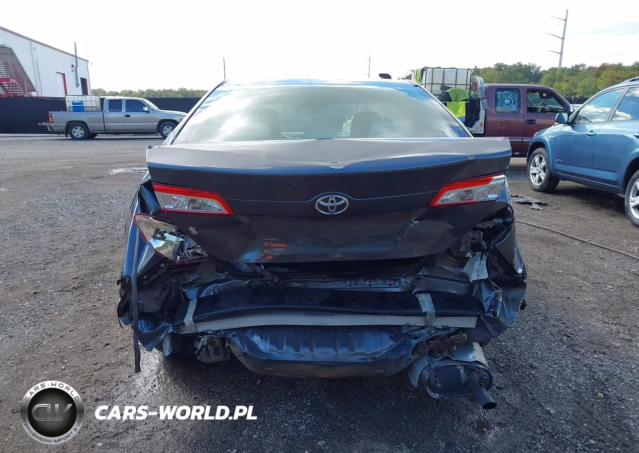 2014 Toyota Camry Le VIN:4T1BF1FK6EU404258 - 16