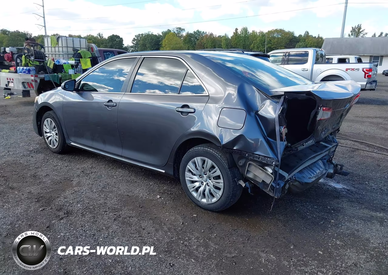 2014 Toyota Camry Le VIN:4T1BF1FK6EU404258 - 3