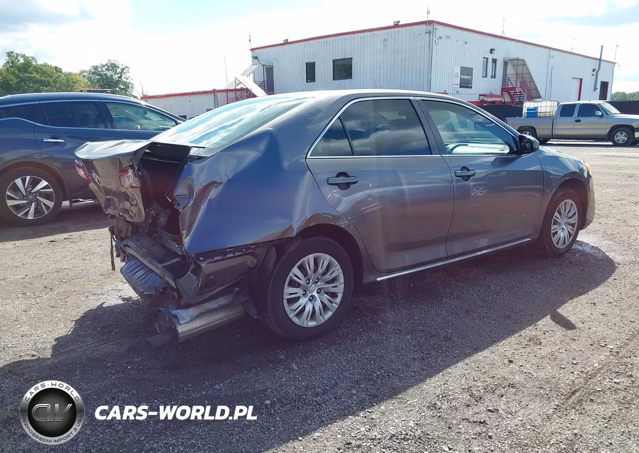 2014 Toyota Camry Le VIN:4T1BF1FK6EU404258 - 4
