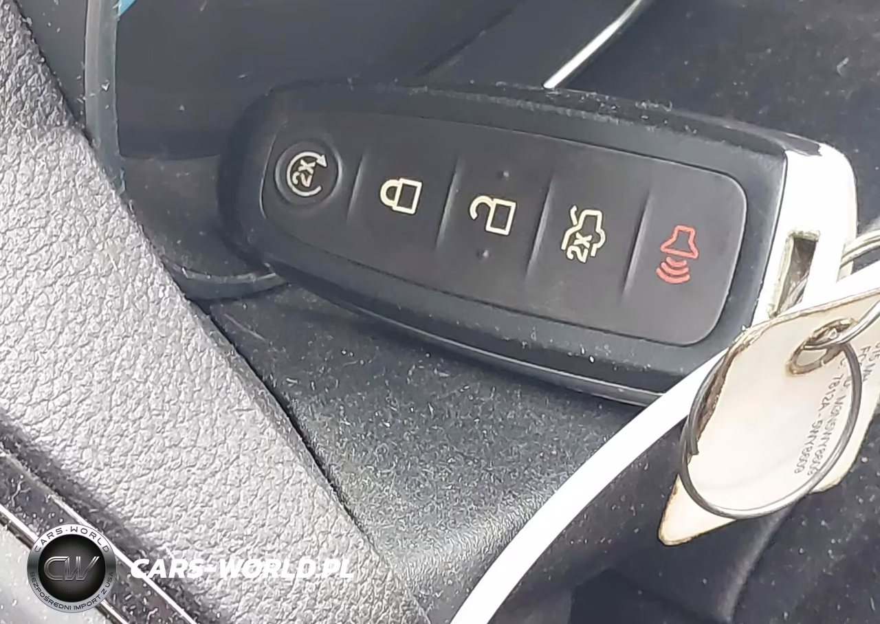 2014 Ford Escape Titanium VIN:1FMCU9JXXEUC97596 - 11