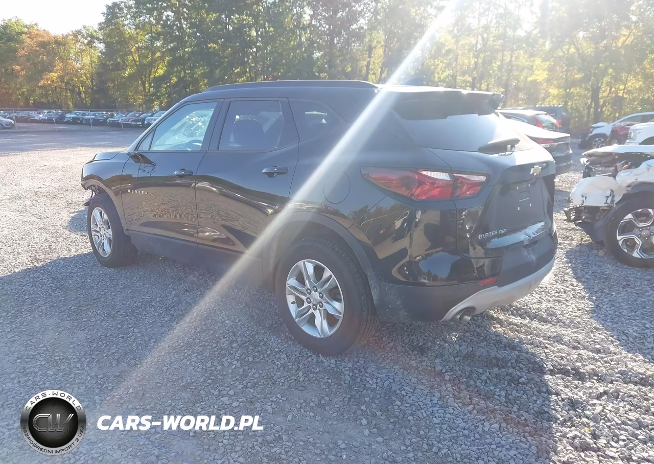 2020 Chevrolet Blazer Awd 2Lt VIN:3GNKBHRS5LS632728 - 3