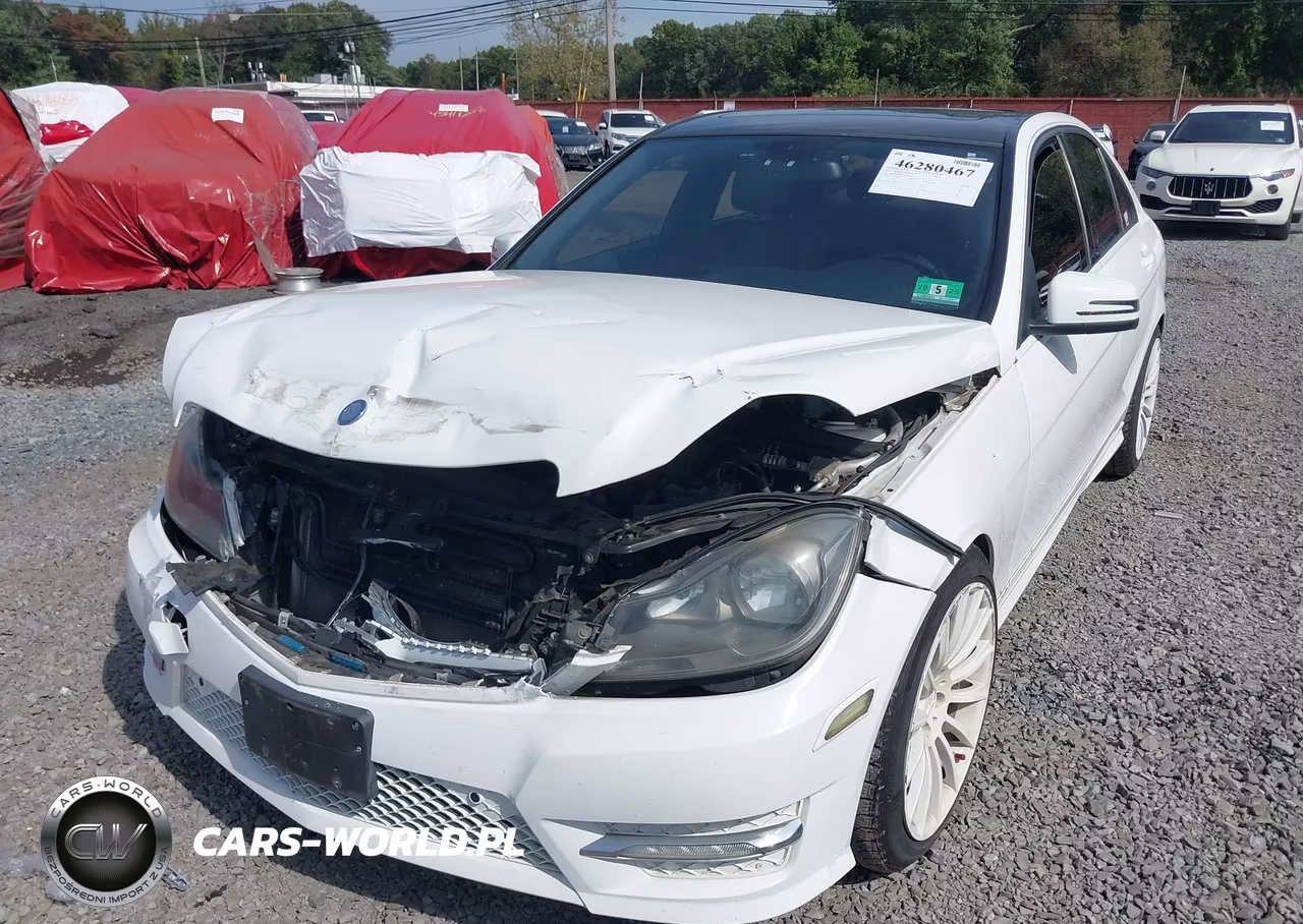 2013 Mercedes-Benz C 250 Sport VIN:WDDGF4HB6DR243541 - 6