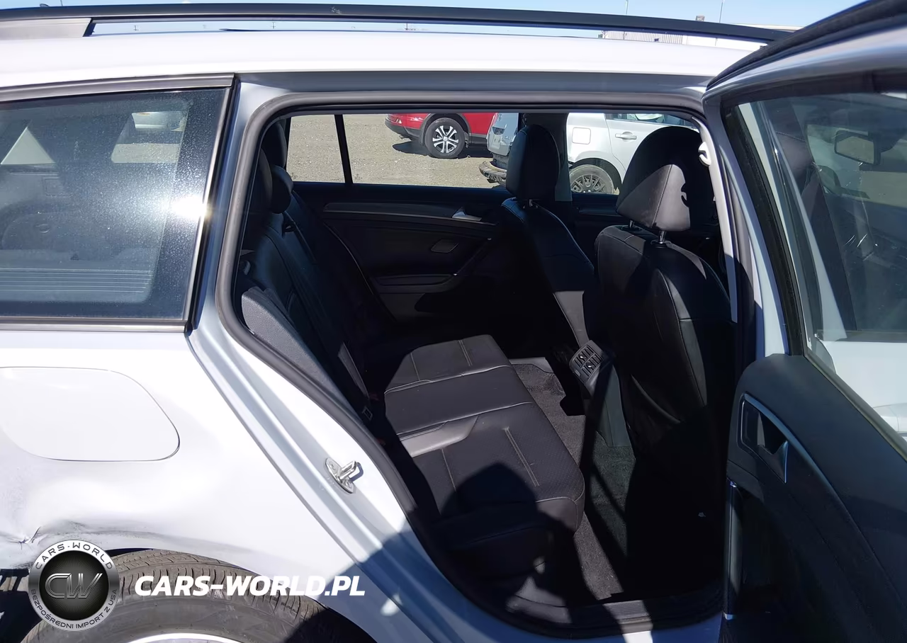 2018 Volkswagen Golf Sportwagen Tsi S-Tsi Se VIN:3VWD17AU5JM768464 - 8