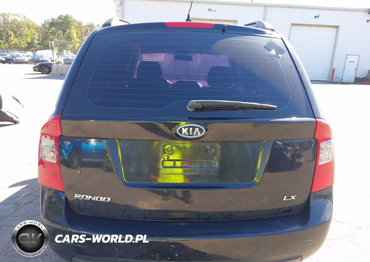 2008 Kia Rondo Lx VIN:KNAFG525687171461 - 16