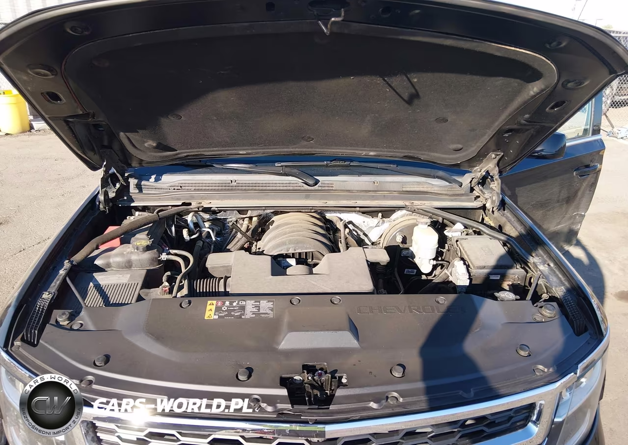 2018 Chevrolet Tahoe Lt VIN:1GNSKBKC2JR131635 - 10