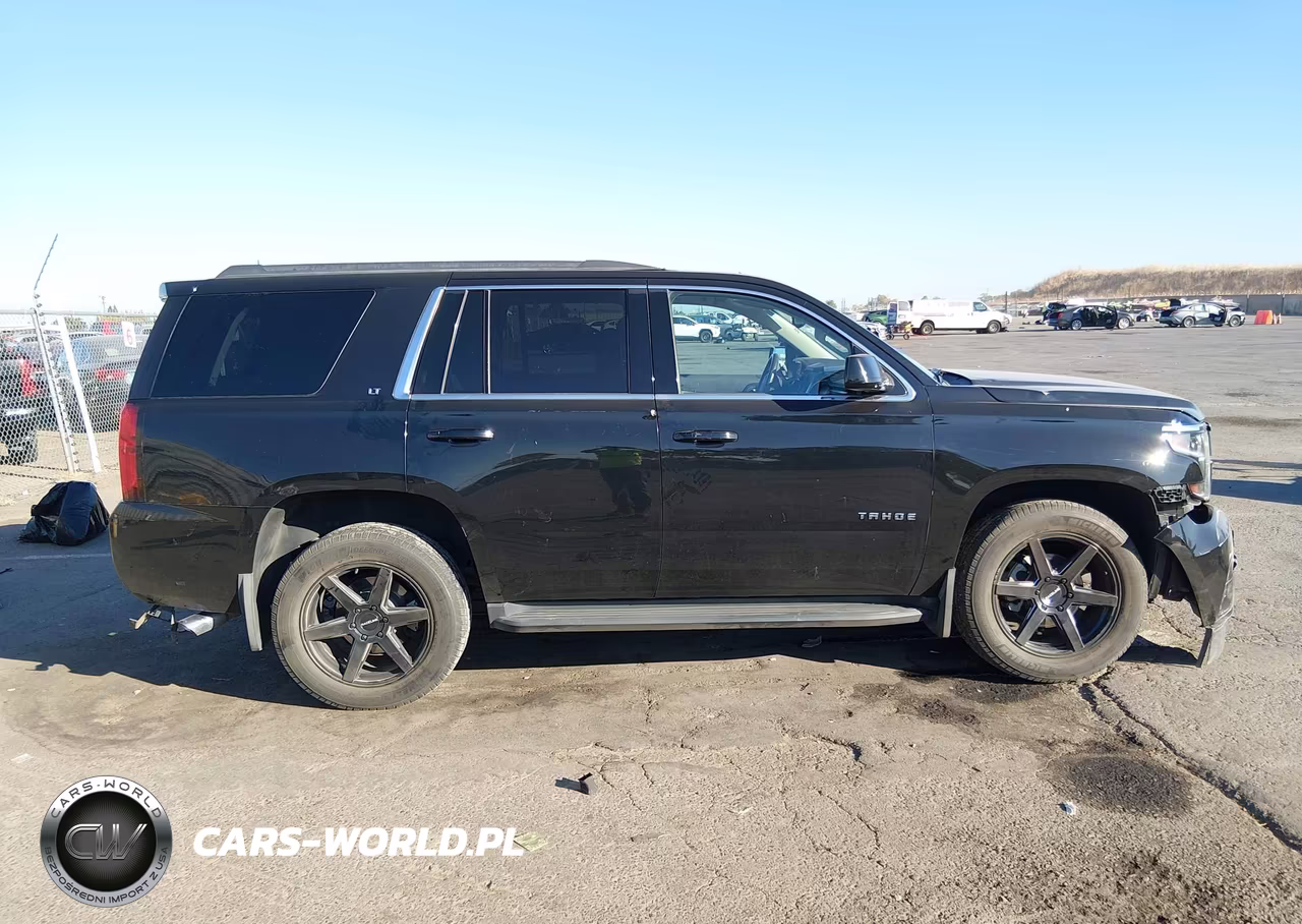 2018 Chevrolet Tahoe Lt VIN:1GNSKBKC2JR131635 - 14
