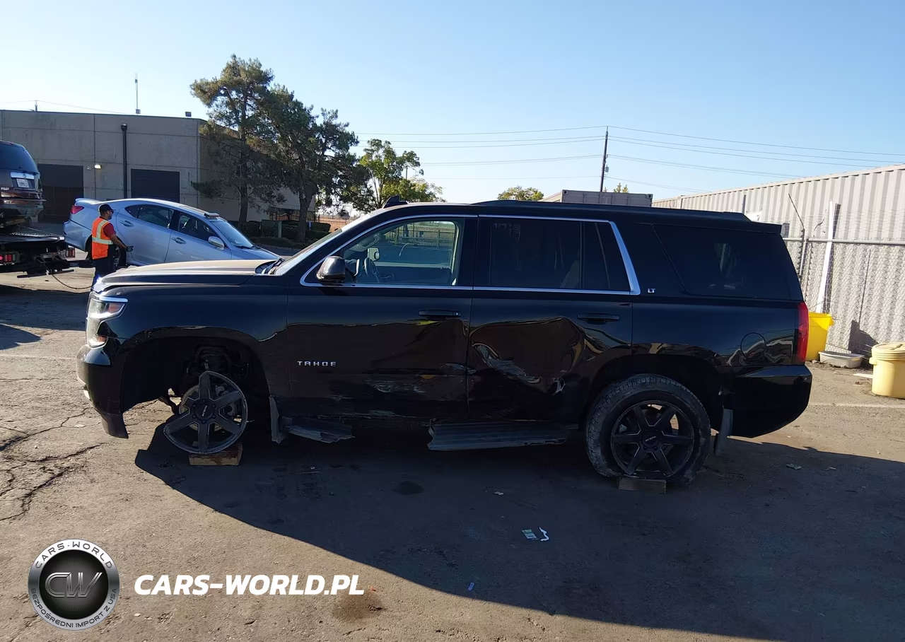 2018 Chevrolet Tahoe Lt VIN:1GNSKBKC2JR131635 - 15