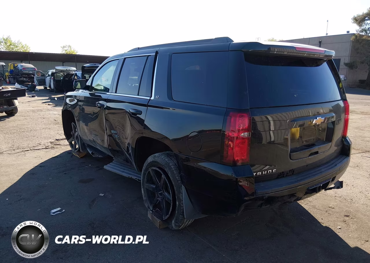 2018 Chevrolet Tahoe Lt VIN:1GNSKBKC2JR131635 - 3